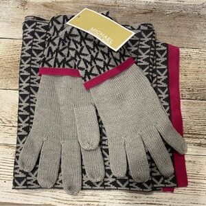 NWT Michael Kors Scarf and Glove set